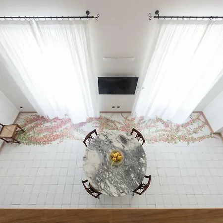 迪莫德路卡旅馆 招待所 阿马尔菲