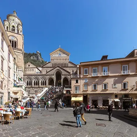 招待所 迪莫德路卡旅馆