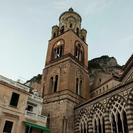 迪莫德路卡旅馆 招待所